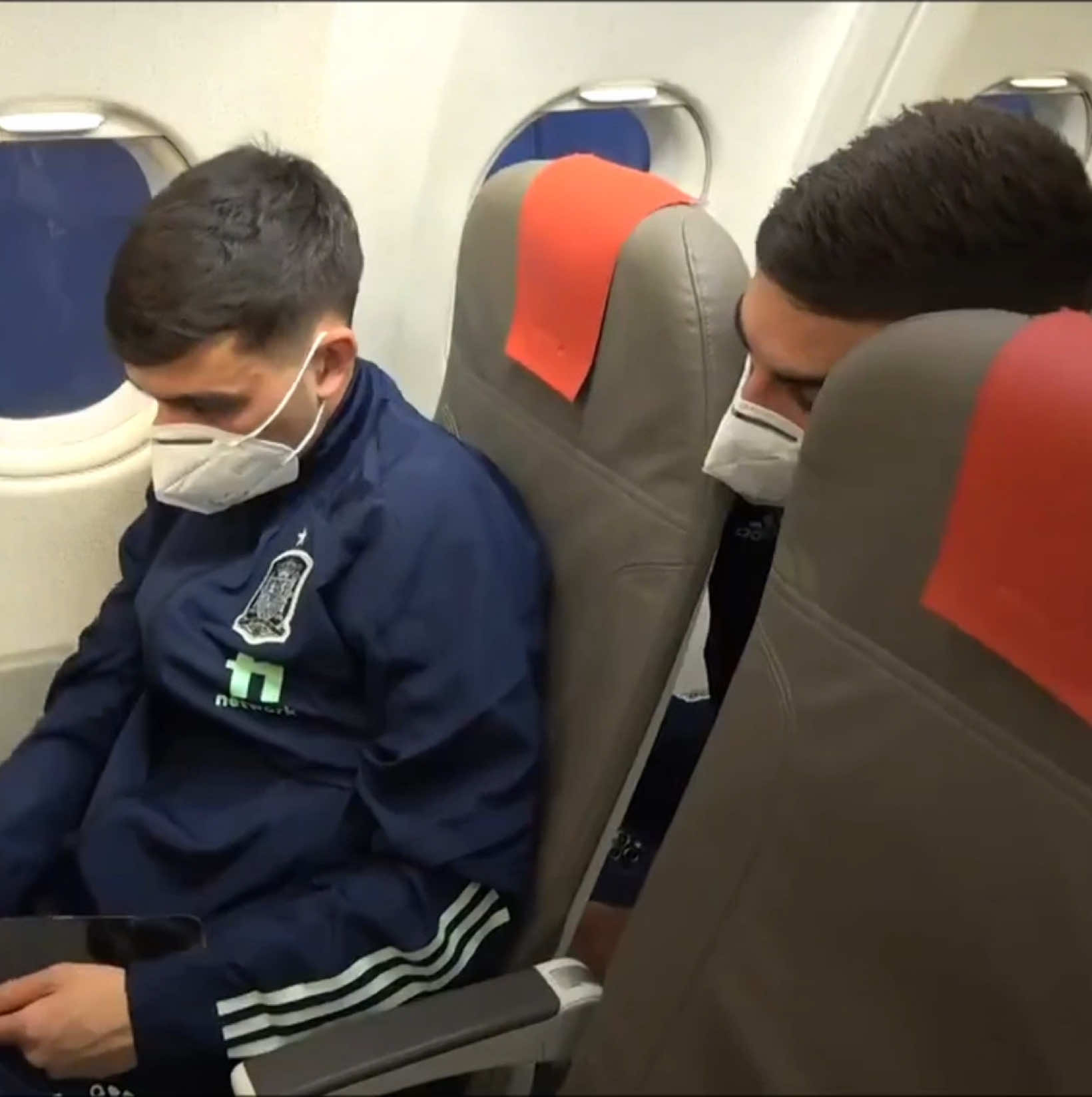 Otro día más extrañándolos #ferrantorres #pedri #friendship #fedri #togheter 