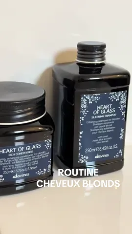 en partenariat avec Davines France Ma routine cheveux blonds @Davines  - Le Shampoing Heart of Glass : un shampoing délicat aux pigments bleus naturels pour nettoyer en douceur, neutraliser les reflets jaunes et illuminer le blond  - Heart of Glass Rich Conditioner : un après-shampoing nourrissant qui hydrate intensément, renforce la fibre capillaire et protège la couleur tout en sublimant l’éclat du blond Que vous ayez les cheveux colorés ou blond naturel comme moi, cette gamme est parfzite pour vous aider à sublimer vos cheveux ✨ #routinecheveux #haircare #collaborationcommerciale #cheveuxblonds #cheveuxlongs  