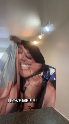 Got a flag with my face on it !!!😮‍💨😮‍💨😮‍💨#fyp #foryou #selflove 