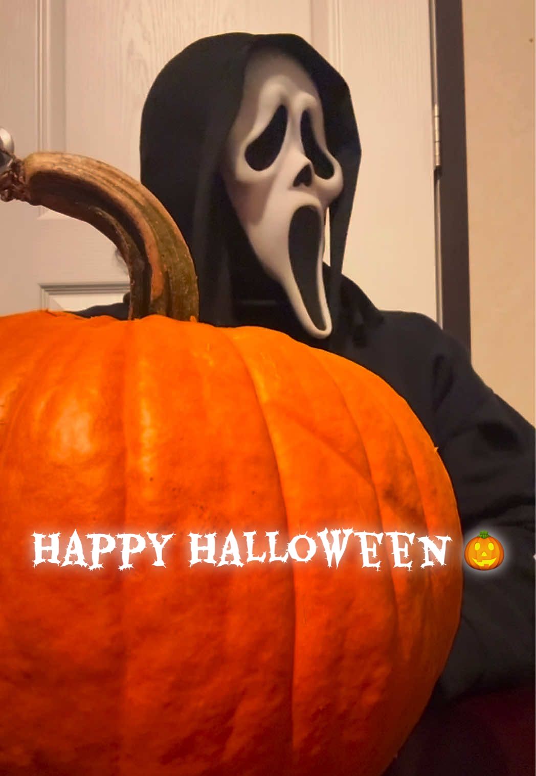 Ghostface & Michael Myers Show Off Their Pumpkins 🎃 #Ghostface #MichaelMyers #PumpkinChallenge #HorrorTok #FunnyHorror 