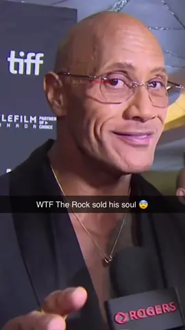 No one knew he became famous because of that, and now a lot of The Rock’s Fan are disappointed 😨 (Fiction or reality?) #celebrity #therock #dwaynejohnson #hollywoodsecrets 