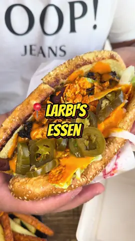 📍Larbi‘s, Rheinstraße 2 in 45219 Essen, Mega lecker 🥙😍 #döner #steak #essen #yumm @larbis_and_more 