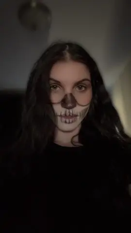 Happy halloweeennn 🫶🏻