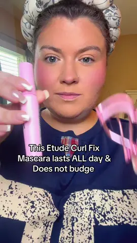When I tell you this mascara does NOT budge or smear at all! #curlfixmascara #mascara #koreanmakeup #etude 