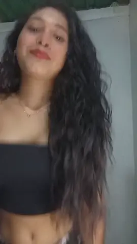 Amiga vamos tú y yo #bailando #jaja #esdedos 🌺🫶