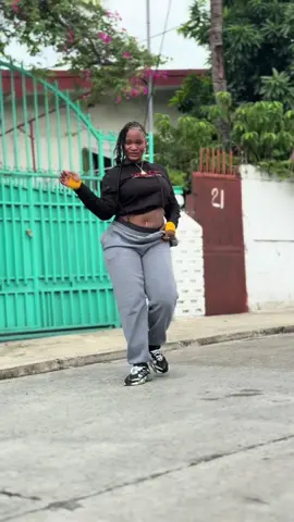 Al di yo konsa aksidan an pa anpeche nou danse 🫢🔥🔥 Dc: @I_am_Dany_B💫 
