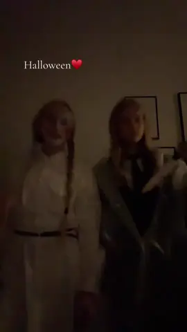 Med mine yndlings @cecilietannebeak emily vigga ♥️