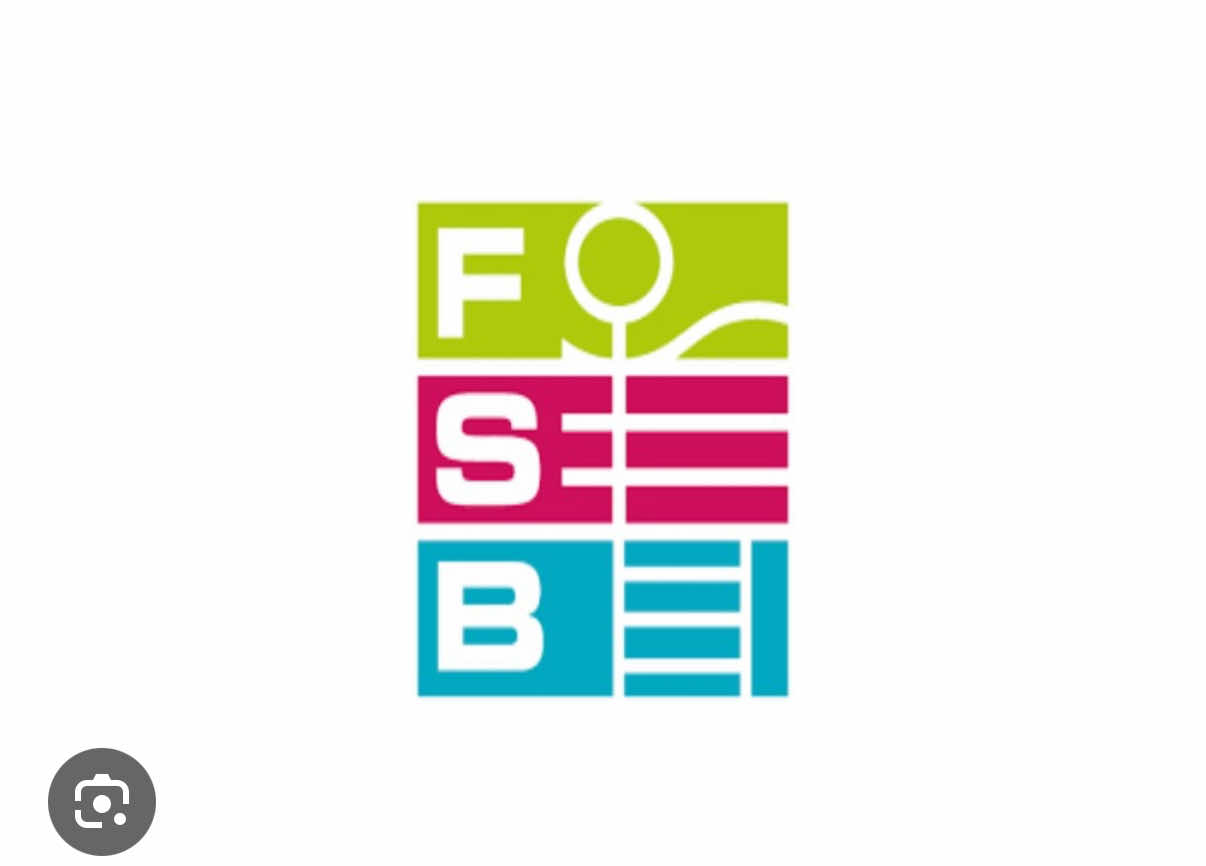 Contentos de volver a la FSB , la feria del deporte de Colonia 🇩🇪, otra edición en la que nos hemos reencontrado con nuestros compañeros del sector y aprovechamos para poner algunas nuevas caras, clientes y proveedores, colaboradores y en definitiva amigos.  Este es sin duda el mejor foro para compartir experiencias y desarrollar importantes relaciones que traen nuevos proyectos grandes éxitos. #grupoespaciosverdes2013 #FSB2025 #CéspedArtificial #PavimentosDeportivos #LuzVerdeParaTusProyectos   