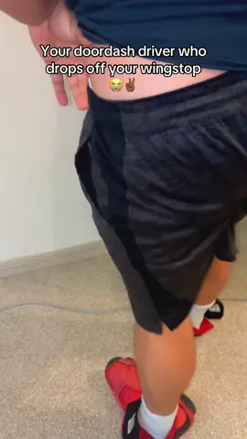 Wingstop orders in route😭😭