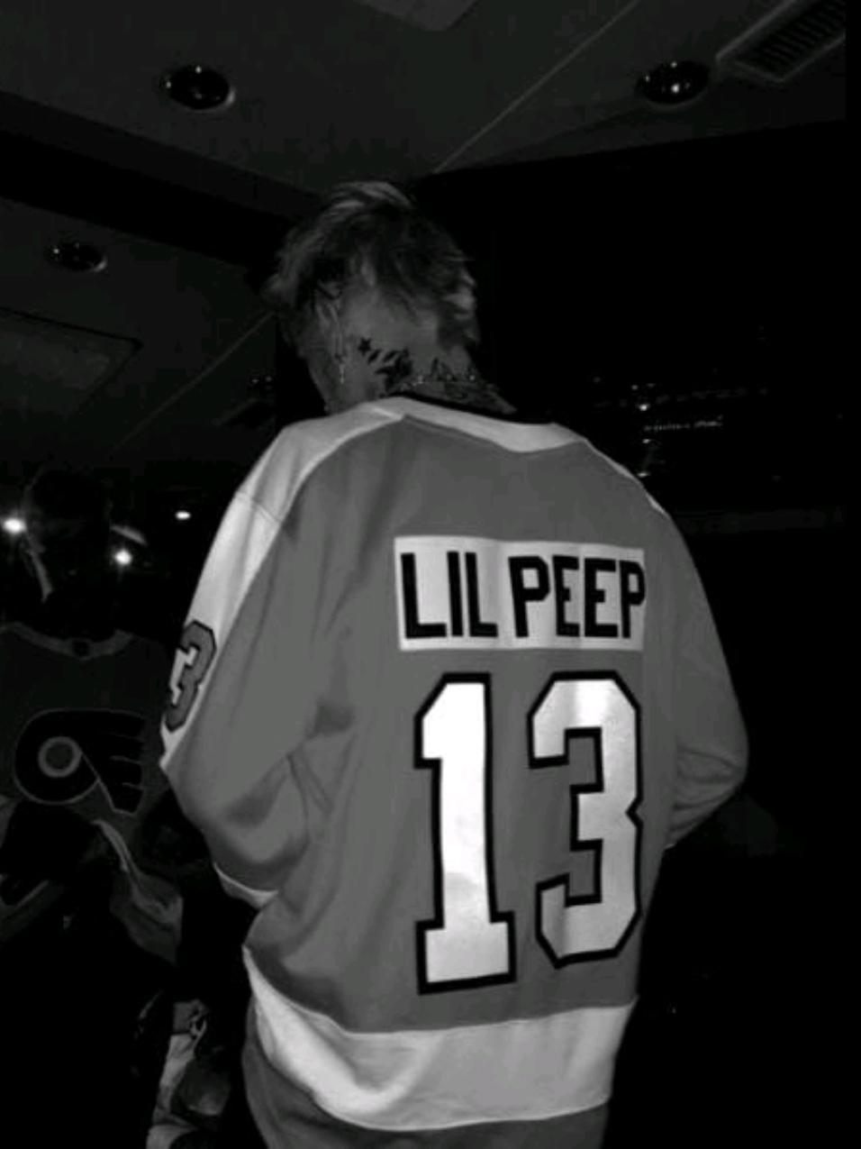 𐔌 🖤 ꒱    ꯭—  𝗣art : 16.  |  ⤿ ִׄ ﹡  𝗣𝗢𝗦𝗧̫  :: o tanto que eu chorei fazendo esse vídeo, volta lil💔  |  ➤ 𖥻 ۪ ʾ  ȶׂׅa͜͡𝗀◌̫ა >   #fyyyy | #desabafos | #lilpeep🖤  | #viral | #lilpeep4ever    |  ◝. ꩜  ִׄ