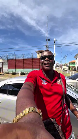 Lol he does walk with his arm first 😭😂😂😂 #professormoore #guyana #wendysguyana @Tillerquav🐐🇬🇾 