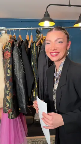 Contul meu este: elizzachifu ❤️ Sper sǎ vǎ placǎ❤️ #vinted #vintagefashion #vintagestyle #goviral 