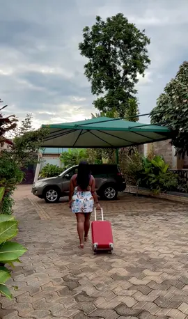 Guys join me for a weekend staycation @sentemafarmlodge . It’s a beautiful luxurious farm lodge that can help you relax. #sarahjan772 #travel #staycation #foryou #kampala_tiktokers 