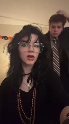 coolest housemates in bath #halloween #halloweencostume #michaelscott #witch 