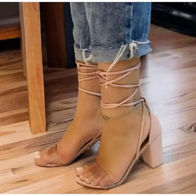 Sandalia Salto Alto Vinil Amarração https://s.shopee.com.br/7AVNVyzK1w AET-AVA-PDK ##salto##rasteirinhas##sandalias##chinelos##papete