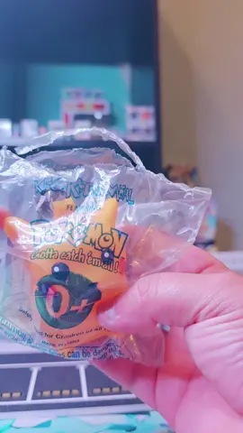 Pikachu de KFC del 1998 #pikachu #pokemon #kfc #nintendo #kidsmeal 