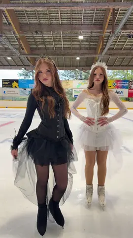 Leticia and Emilia, two beautiful princesses! 