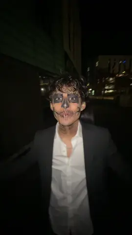 Twinnem #fyp #halloween #skeleton #viral 