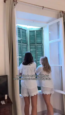 A very girly birthday celebration for my mom in France 🥐 the best matching jammies from @Piyama #matchingpajamas #croissant #birthdayideas 