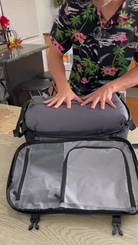 The only travel town hack I need. 🤯 #travelhack #budget #airline #ireland #vacations 