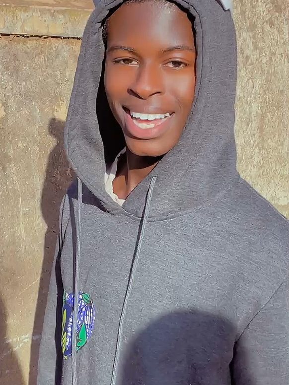 why not me#tiktoktrend #tiktokviral #foryou @TracyMelon @it's chrisy <3 @Racheal kenzy 