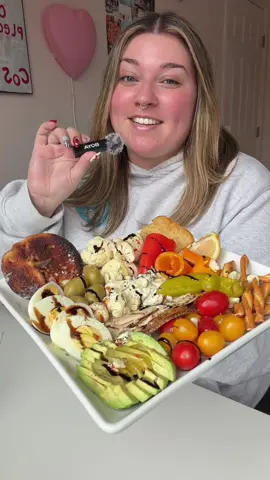 Savory snack plate!! Guys i just love a #mukbang 