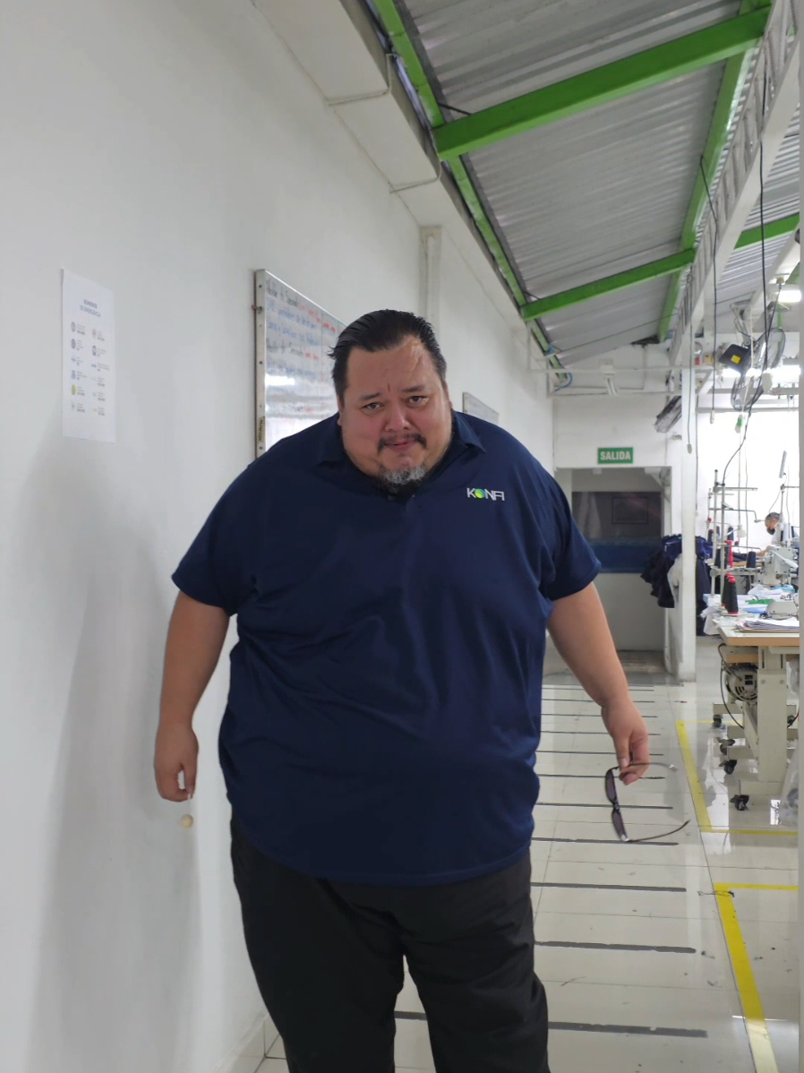 Corren del miedo por el Don 💋 #arteycoloruniformes #humor #paratiiiiiiiiiiiiiiiiiiiiiiiiiiiiiii #fyp #elsalvador 