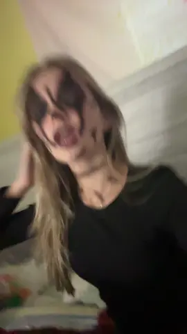 i love halloween 🤗