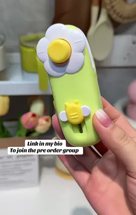 Available on pre order only #trendingvideo #@ESKY’S MALL-OBUASI🛒🛍️ #foryoupage #tiktokviral #goviral #fyppppppppppppppppppppppp @ADOMBAJUAN 