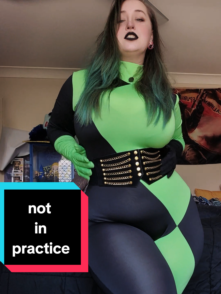 i dunno why i keep finding all these call out audios🤣🤣 Let me be my own lil house hermit okay?! #halloween #shego 