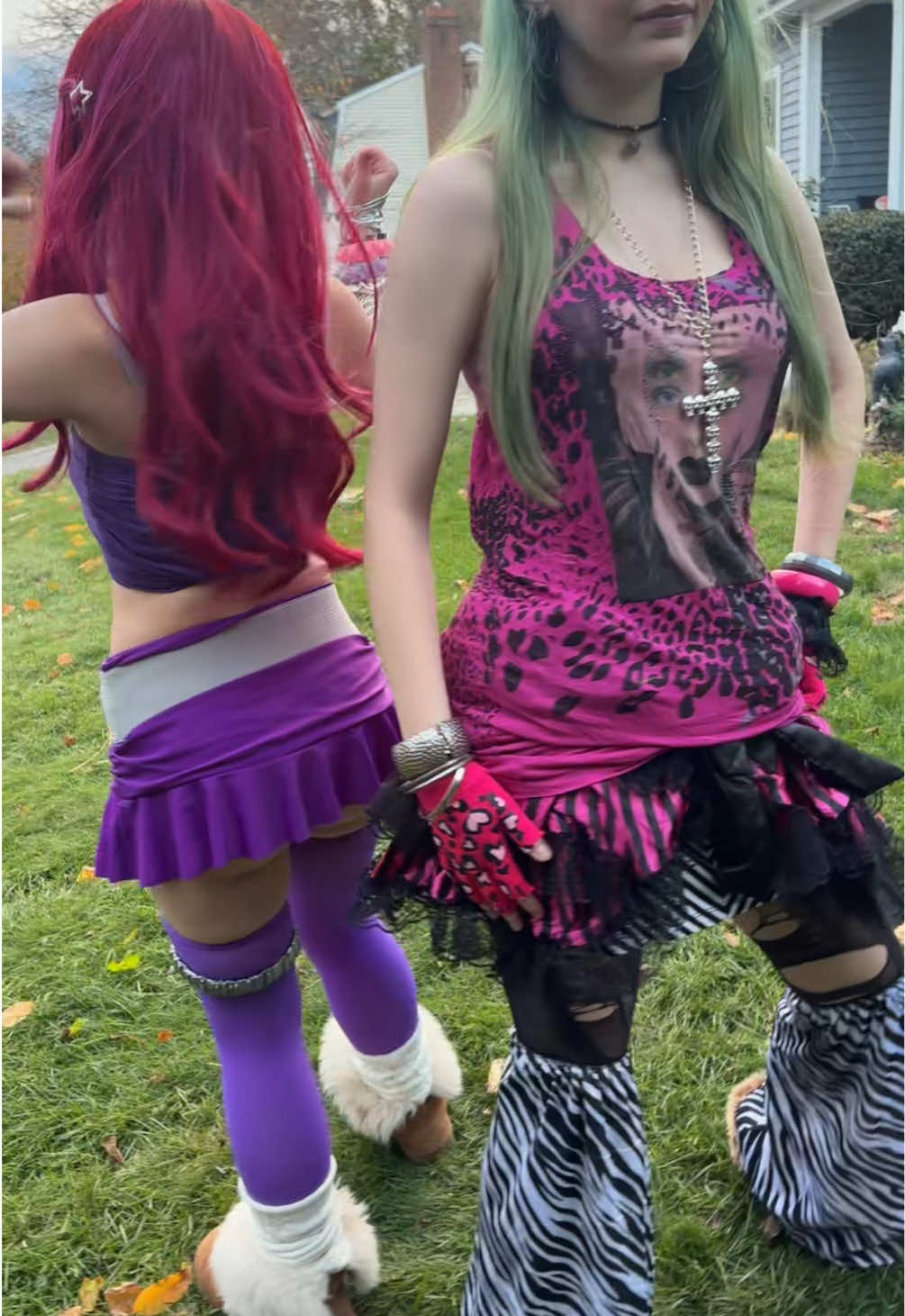 HAPPY HALLOWEEEN FRM STARIFRE AND KITTY😚had to do this trend