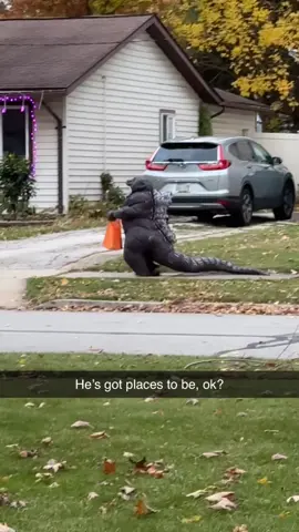 Halloween 2025😂🦖 #godzilla #halloweencostume #halloween #cutekid #costumeideas 