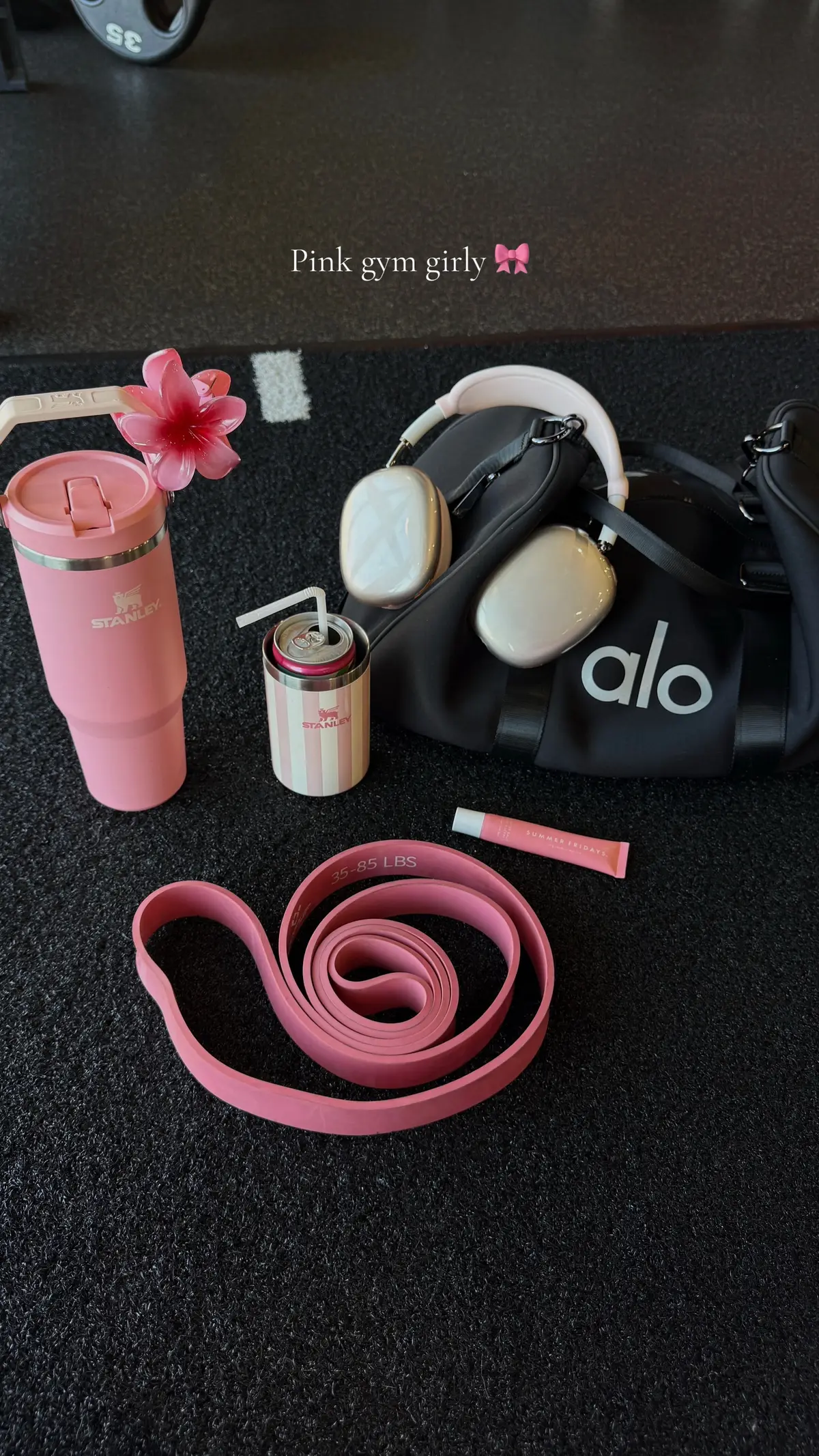 She loveesss pink 💕 always and forever  #fyp #gymgirly #fitnessgirl #gymmotivation #girlpower 