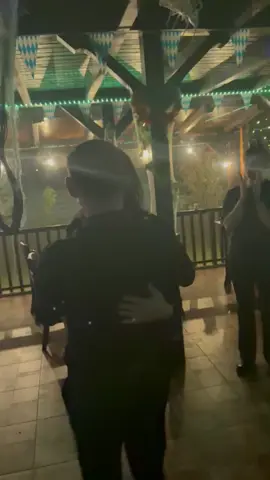 🎉 La mulți ani, Oana Șandru! 🎂💐 Astăzi sărbătorim omul care ține toate rotițele în mișcare la Denta Clinic — cel mai tare Director Operațional! 💪 Oana, îți mulțumim pentru energia ta, pentru echilibrul pe care îl aduci în fiecare zi, pentru organizarea impecabilă și pentru zâmbetul cu care reușești să motivezi o întreagă echipă. 🌟 Ești dovada vie că succesul unei clinici nu stă doar în tratamente, ci și în oameni dedicați care pun suflet în tot ce fac. ❤️ Cu drag, Echipa Denta Clinic 🦷 📍 Denta Clinic – Calea București 193A, Râmnicu Vâlcea 📞 WhatsApp: +40 761 233 220 🌐 www.dentaclinic.ro 🔗 linktr.ee/dentaclinic.vl #DentaClinic #EchipaDentaClinic #LaMultiAniOana #DirectorOperational #TeamWork  