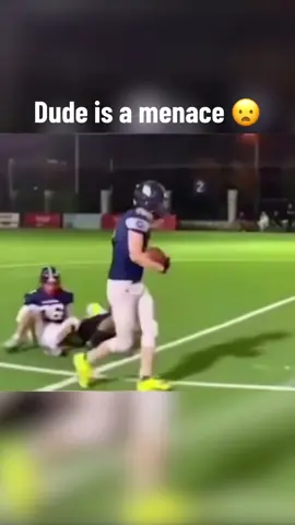 Bro wasn’t playing 😱 #football #highschoolfootball 