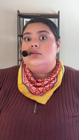 ✨The Ungermeyer✨ Certified Italian Translator😂 #ungermeyer #msungermeyer #lizziemcguiremovie #halloween #halloweencostume #thelizziemcguiremovie #disney #2000s 