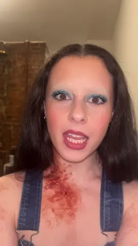 everyone keeps asking if i’m pearl but i am in fact maxine 