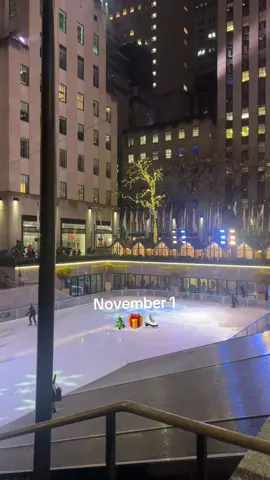 goodbye October - halloween to holiday szn 🎃🎁 #halloween #november1 #holidayseason #christmas #trending  