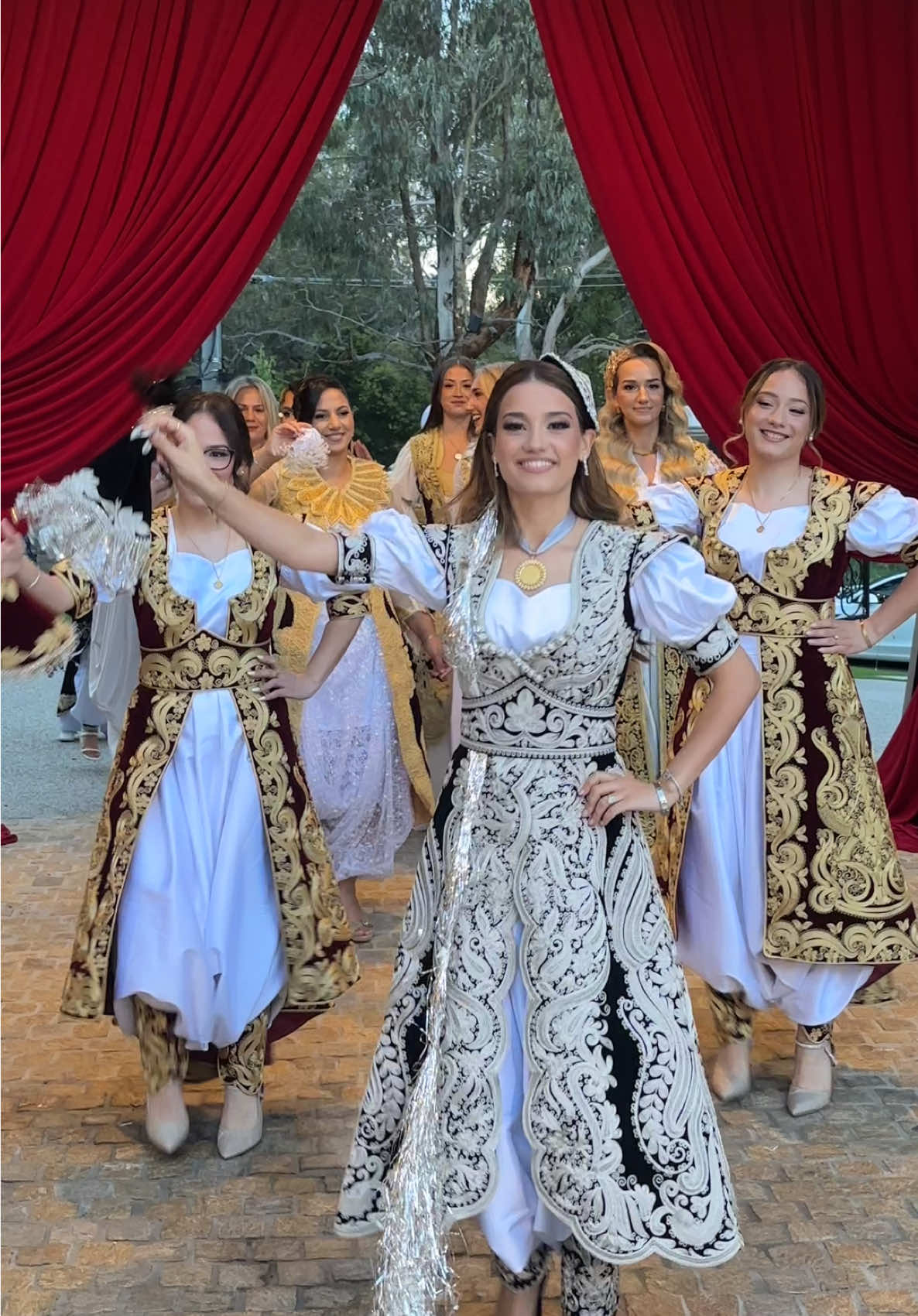 Our Albanian princess 🤩🇦🇱  #melbournecontentcreator #hennanight #albanianwedding #trendingnow #bridetobe 