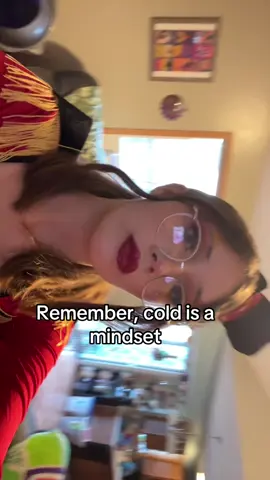 HAPPY HALLOWEEN!! #halloween #cold #happyhalloween #costume #halloweencostume 