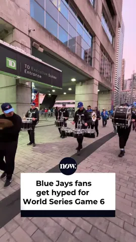 Toronto Blue Jays fans are getting hyped ahead of World Series Game 6!!!! #WorldSeries #WANTITALL #BLUEJAYS 