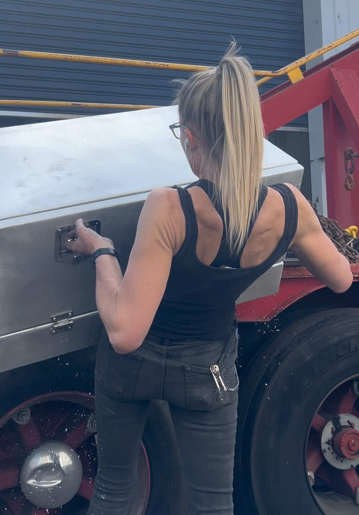 Fitting the lock handles to the custom toolboxes was child’s play. #toolbox #yesshecan #notrocketscience #itworked #truck #trailer #chains #fyp #fypage #womanpower @TCB TRANS 