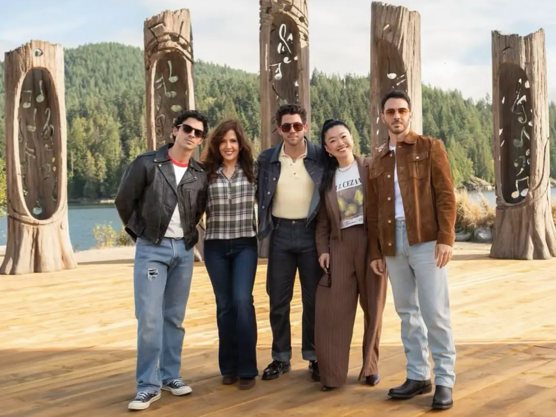 @Malachi Barton @OL @Liamani @Ava Jean @Brooklynn Pitts @CAZEY @ellalucas00 @Hudson Stone @Maria Canals-Barrera @Lumi @Nick Jonas @joejonas @Kevin Jonas @Jonas Brothers #fyp #fouryoupage #camprock #viral #omg 