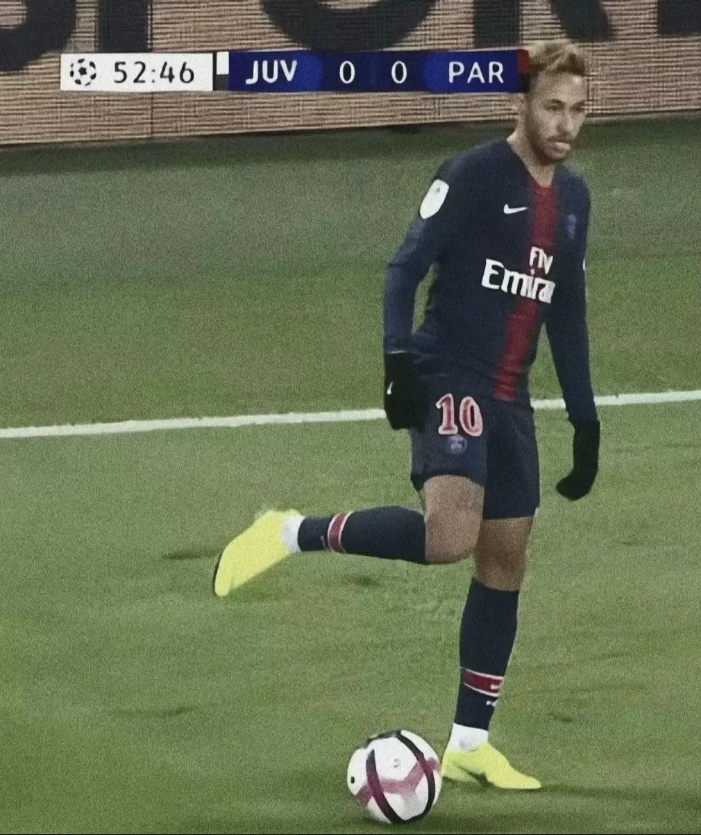 When Neymar Jr. and Cristiano Ronaldo face each other, it’s more than just a football match. Neymar’s creativity and flair meet Ronaldo’s power and precision. The stadium fills with excitement as fans cheer for every move. Each touch, each shot, feels like history in the making—a true clash between two football legends.#foreyoupage #fyp #explorepage #follow 