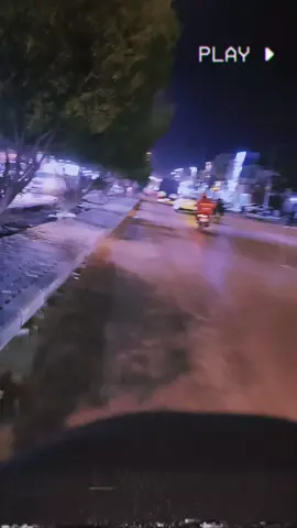 مخابيل😂@آبّـــــــن♕صـــكَر📿👑 @💞🌹مصطفى السيد💥 #دراجات_ناريه_لا_تعرف_القانون #ماكسات_العراق🇮🇶 