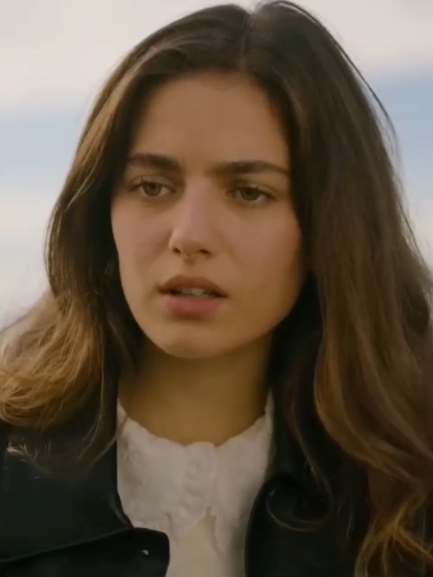 oruçun eleniyi kıskanması shjsnzmx bi de fadime ve eleni çok iyi ikili oldu bayıldım  . #taşacakbudeniz #orel #fyppppppppppppppppppppppp #tiktokviral #keşfet 