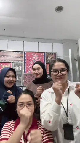 Keliatan yg gak hapal2 yg plg muda 😌🤣 @nilta deasani @HARTA TAHTA ADESTIMA 