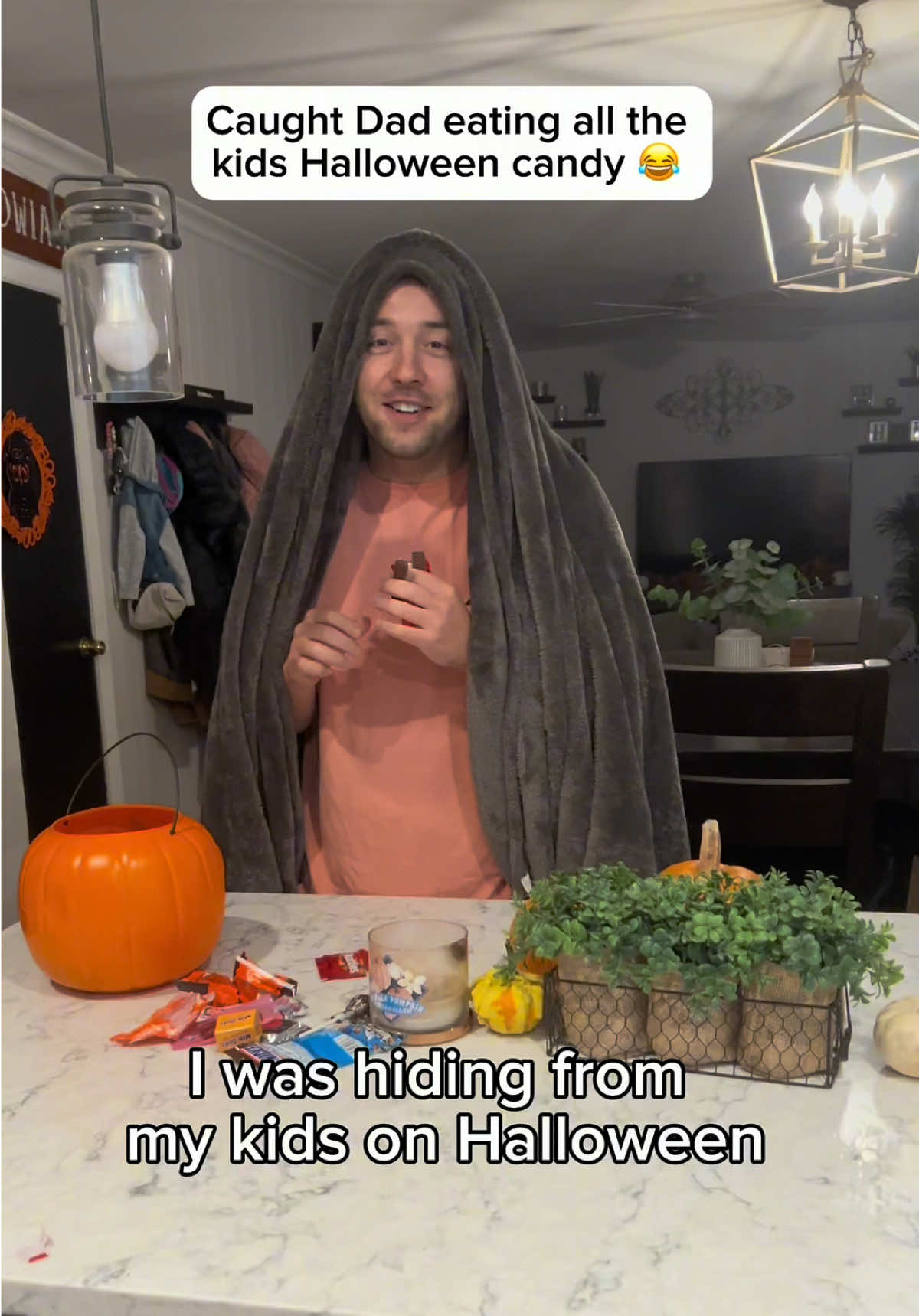 Ya, I’m gonna eat all the Reese’s… 😅😅😂🤣 #marriagehumor #Halloween #parentlife #comedy #funny 