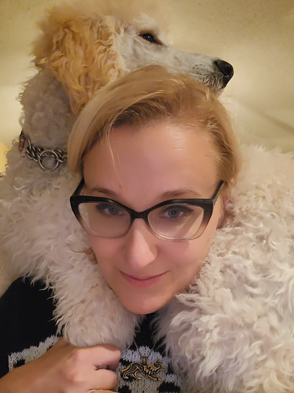 1. I am a very serious scientist who has been published in multiple scientific journals.  2. I am a very unserious person and shamelessly adore puns. especially primatological puns. #puns #primatologist #ethologist #happyhalloween 