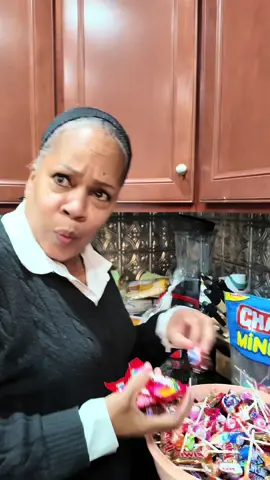 Every year I say I’m not doing this… and every year I end up buying $30-$40 worth of candy #Halloween #TrickOrTreat 